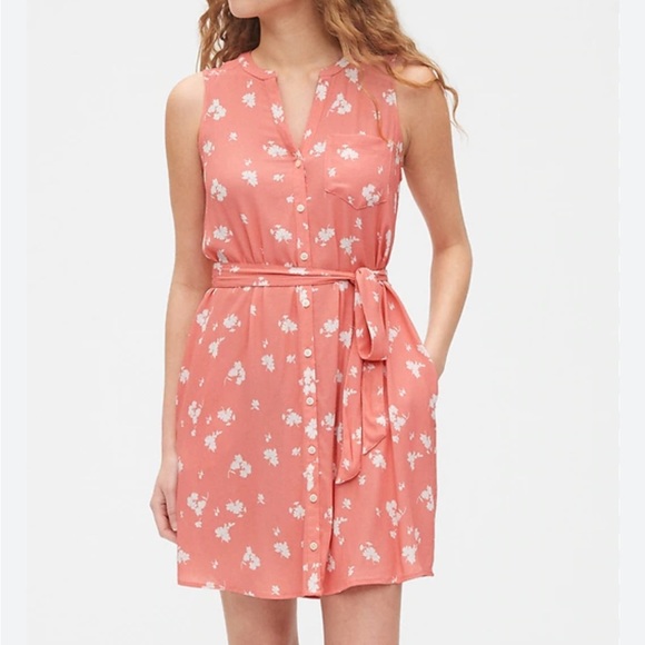GAP Dresses & Skirts - Pink Floral Gap Button Down Dress
